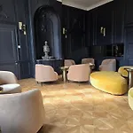 Hotel Logis - Hostellerie Saint-Louis&Restaurant Pauze Bollezeele