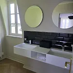 Logis - Saint-louis & Restaurant Pauze 3*