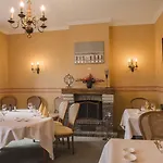 ホテル Logis - Saint-louis & Restaurant Pauze 3*