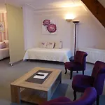 Logis - Saint-louis & Restaurant Pauze ホテル 3*