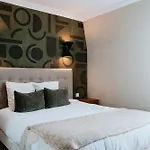 Hotel Logis - Hostellerie Saint-Louis&Restaurant Pauze