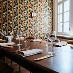 Logis - Saint-louis & Restaurant Pauze Hotel 3*