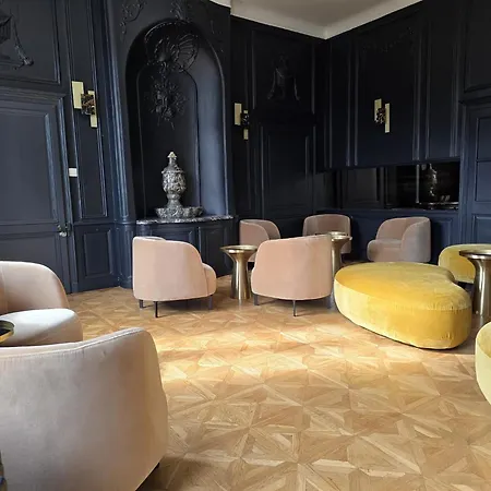 Otel Logis - Saint-louis & Restaurant Pauze Bollezeele