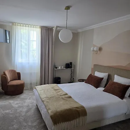 Logis - Saint-louis & Restaurant Pauze