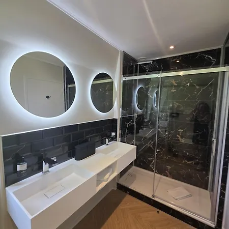 Otel Logis - Saint-louis & Restaurant Pauze