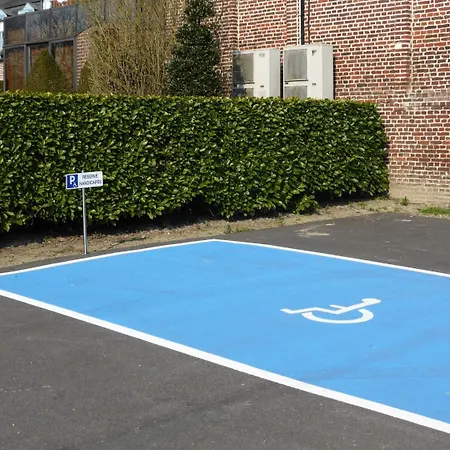 Logis - Saint-louis & Restaurant Pauze Hotel 3*