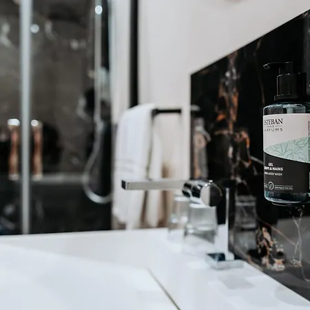 Hotel Logis - Saint-louis & Restaurant Pauze 3*