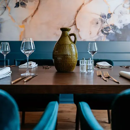 Logis - Saint-louis & Restaurant Pauze