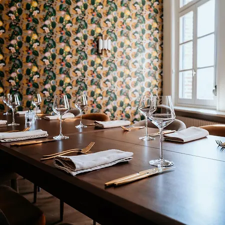 Logis - Saint-louis & Restaurant Pauze Hotel 3*