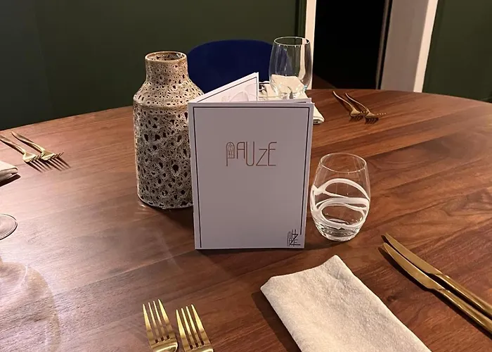 Logis - Saint-louis & Restaurant Pauze Bollezeele