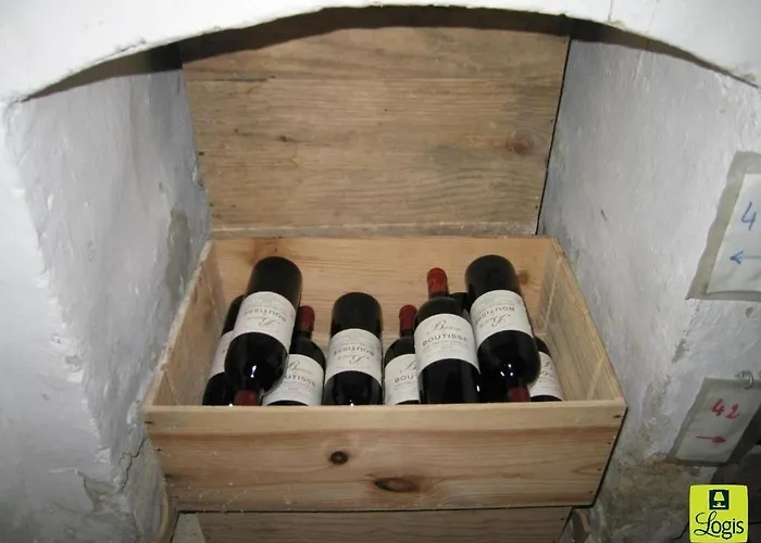 Logis - Saint-louis & Restaurant Pauze 3*