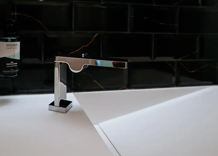 Logis - Saint-louis & Restaurant Pauze Hotel