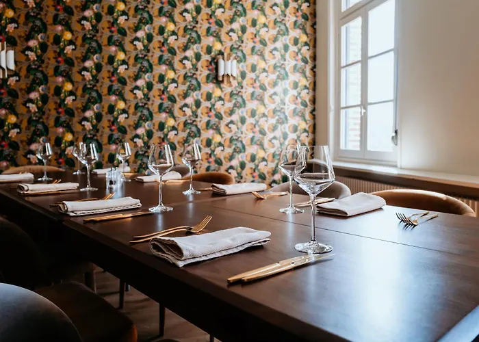 Logis - Saint-louis & Restaurant Pauze Hotel 3*