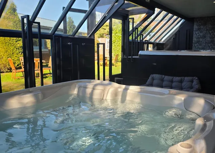 Hotel Logis - Saint-louis & Restaurant Pauze 3*